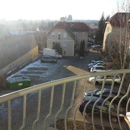 Varnagy Apartman 아파트 *